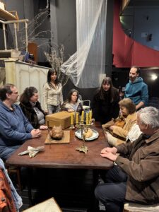 Παράσταση "Φυγόδικος δεν ήμουν"